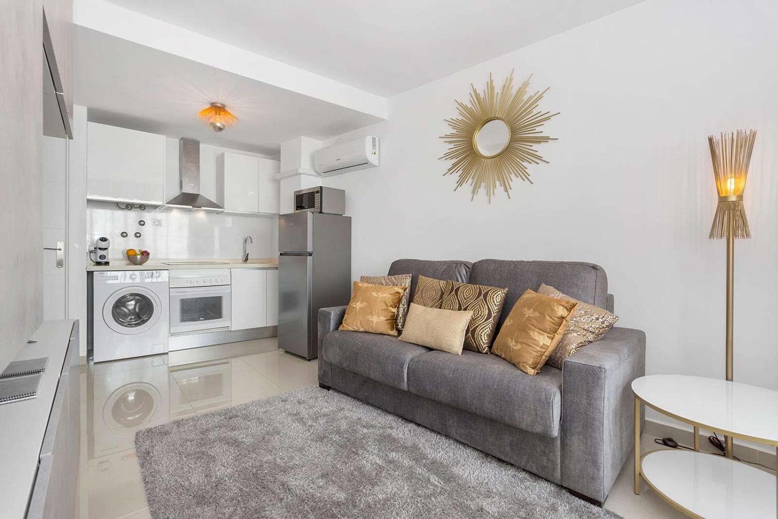 Reel Apartments- Walk To The Beach And Centre Torrevieja Eksteriør billede