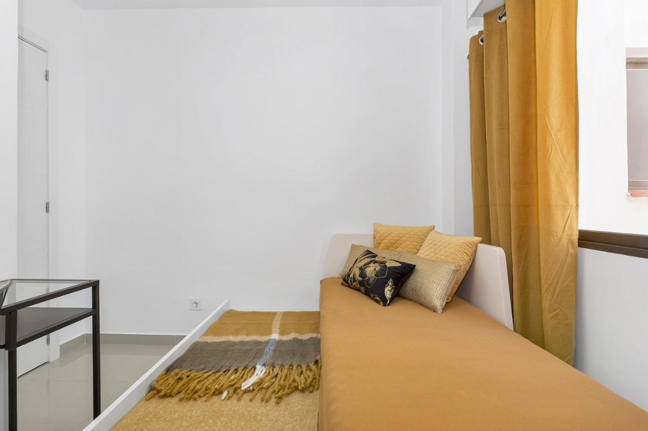 Reel Apartments- Walk To The Beach And Centre Torrevieja Eksteriør billede