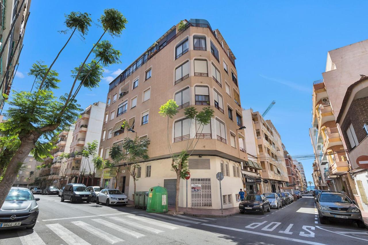 Reel Apartments- Walk To The Beach And Centre Torrevieja Eksteriør billede